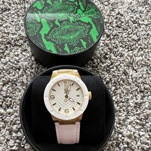 Watches Just Cavalli with genuine leather